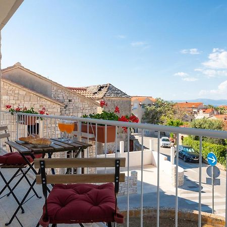 Apartment Nona - Center, 150 Meters From The Beach Supetar Εξωτερικό φωτογραφία