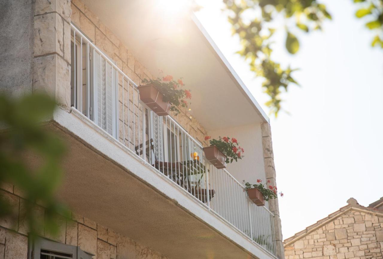 Apartment Nona - Center, 150 Meters From The Beach Supetar Εξωτερικό φωτογραφία
